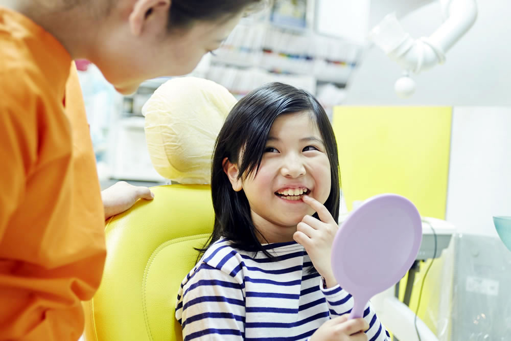 小さい子どもの顎骨